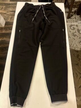 Jaanuu Scrub Pants